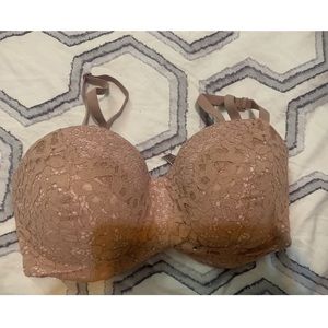 Victoria’s Secret strapless bra 32DDD